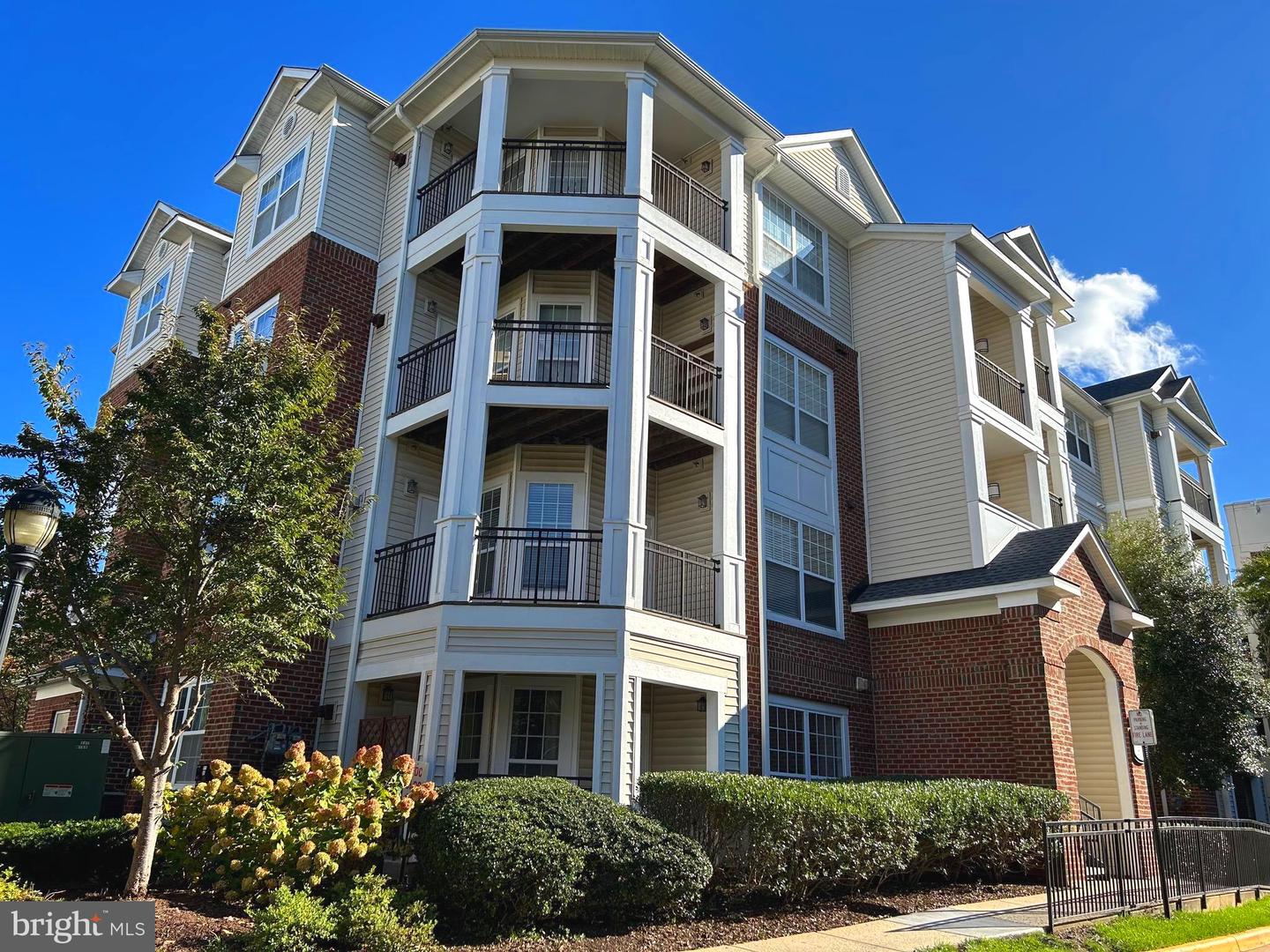 12933 Centre Park Circle #305, Herndon