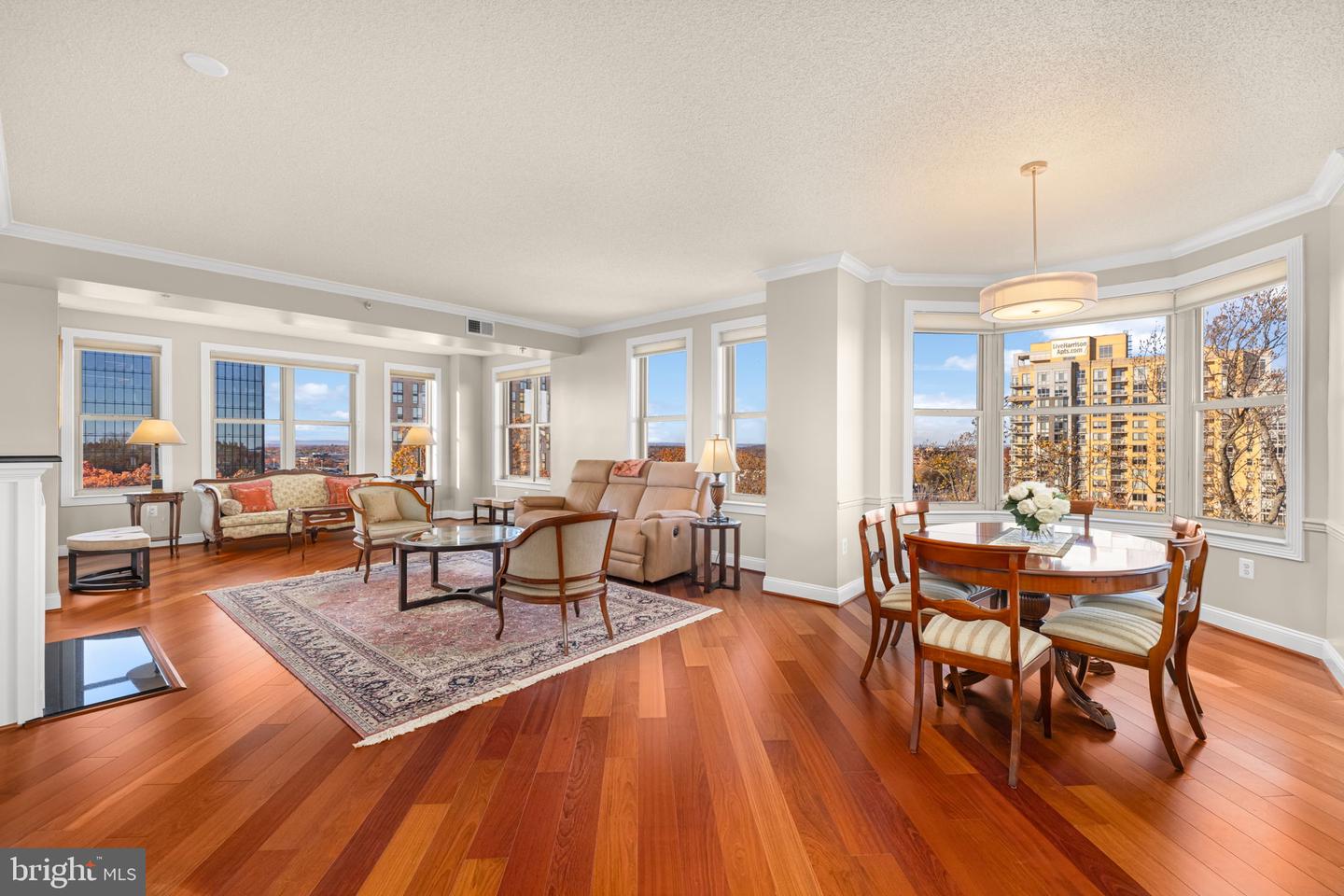 11776 Stratford House Place #907, Reston