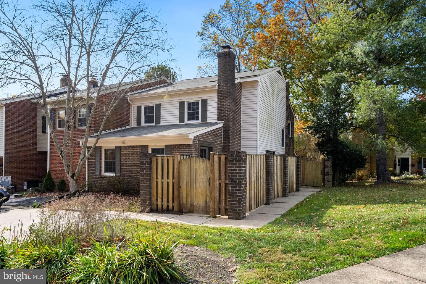 713 Hunter Ct SW, Vienna