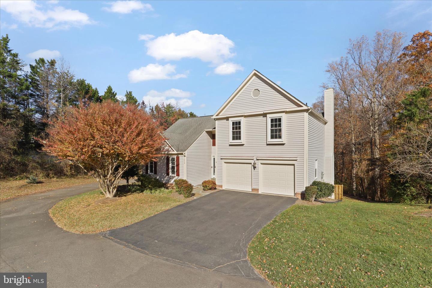 7676 Green Garland Drive, Springfield