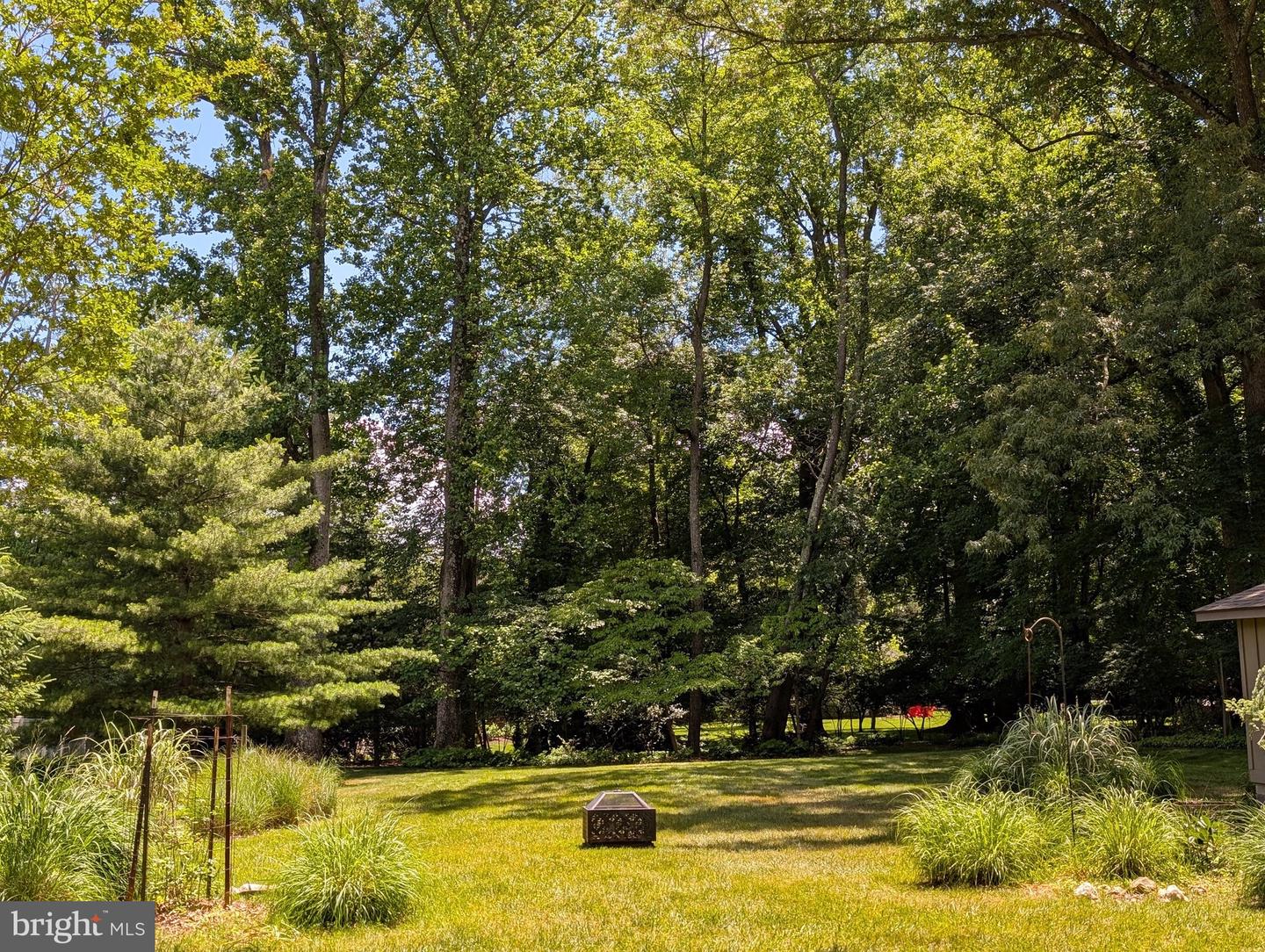 323 Owaissa Road SE, Vienna