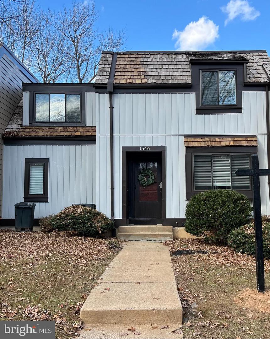 1546 Scandia Circle, Reston