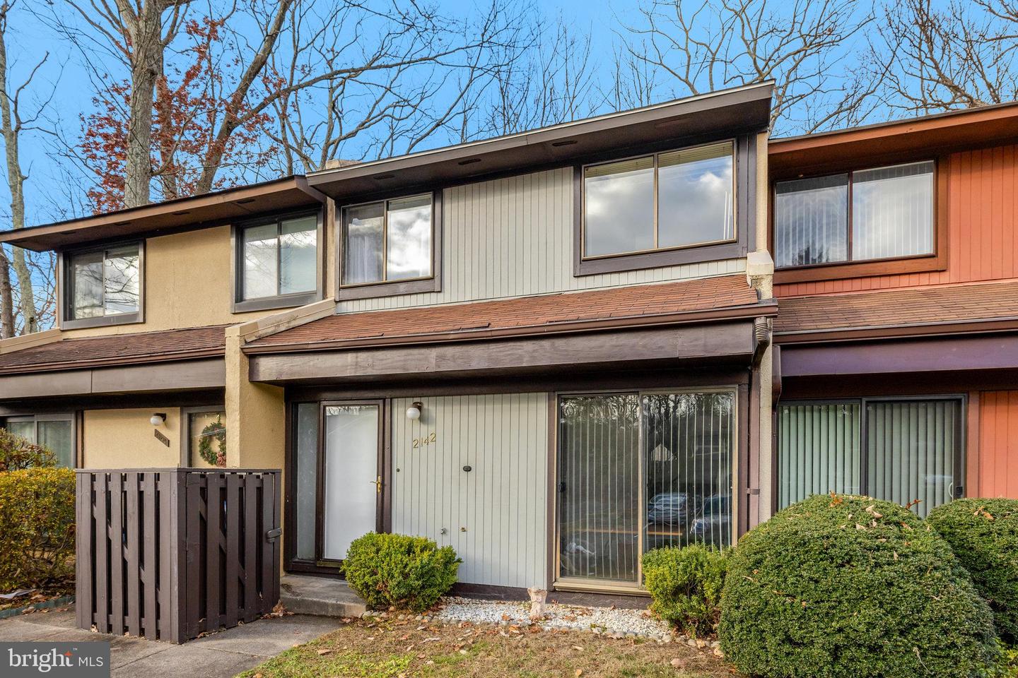 2142 Cartwright Place, Reston