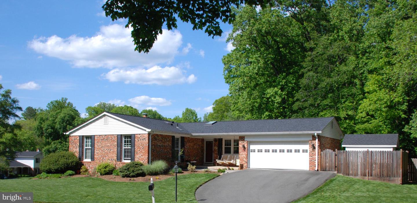 9322 Elk Drive, Springfield