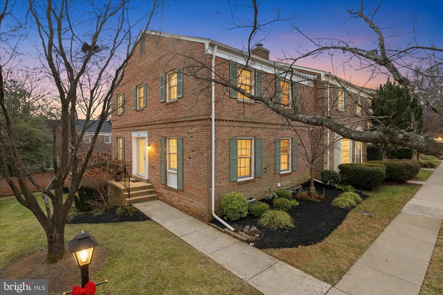 9311 Clanbrook Court, Fairfax