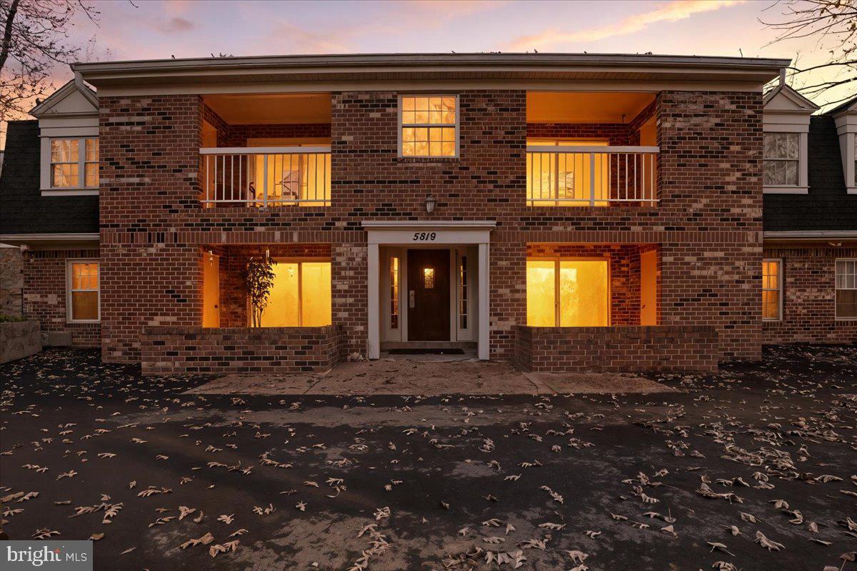 5819 Cove Landing Road #303, Burke