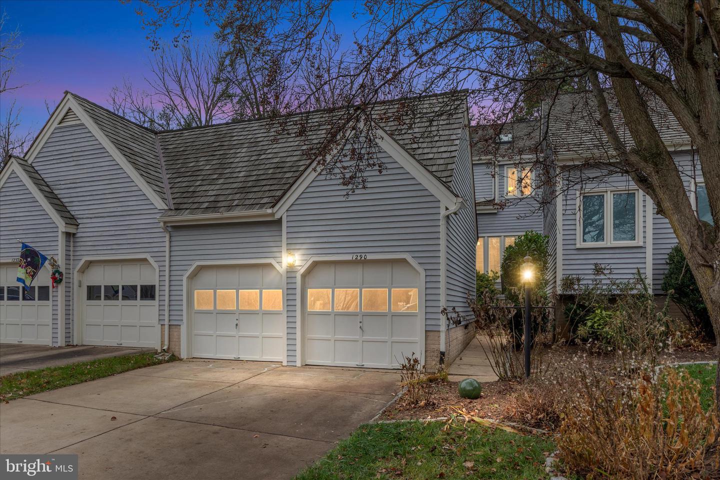 1290 Wedgewood Manor Way, Reston