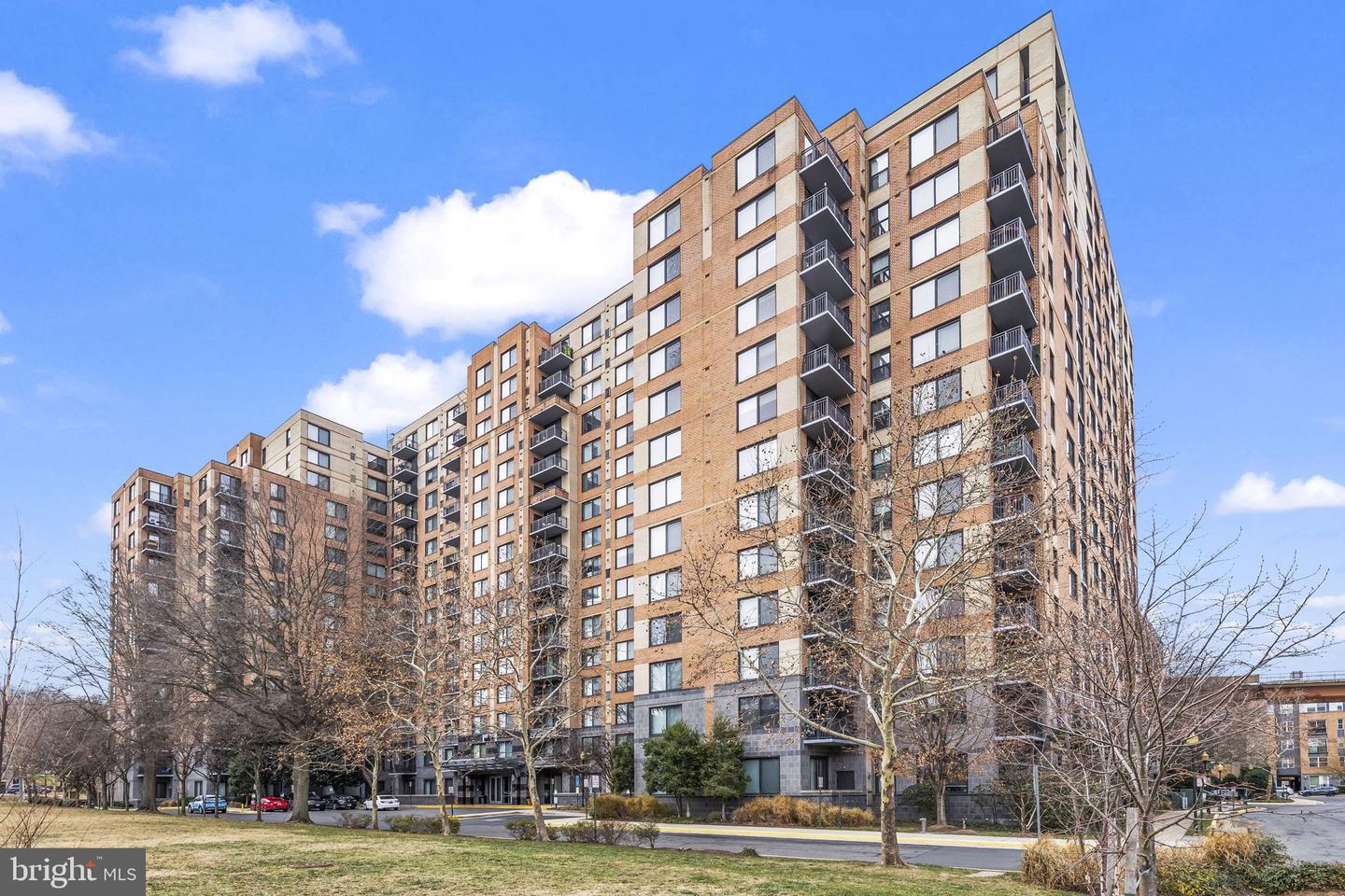 2451 Midtown Avenue #1413, Alexandria