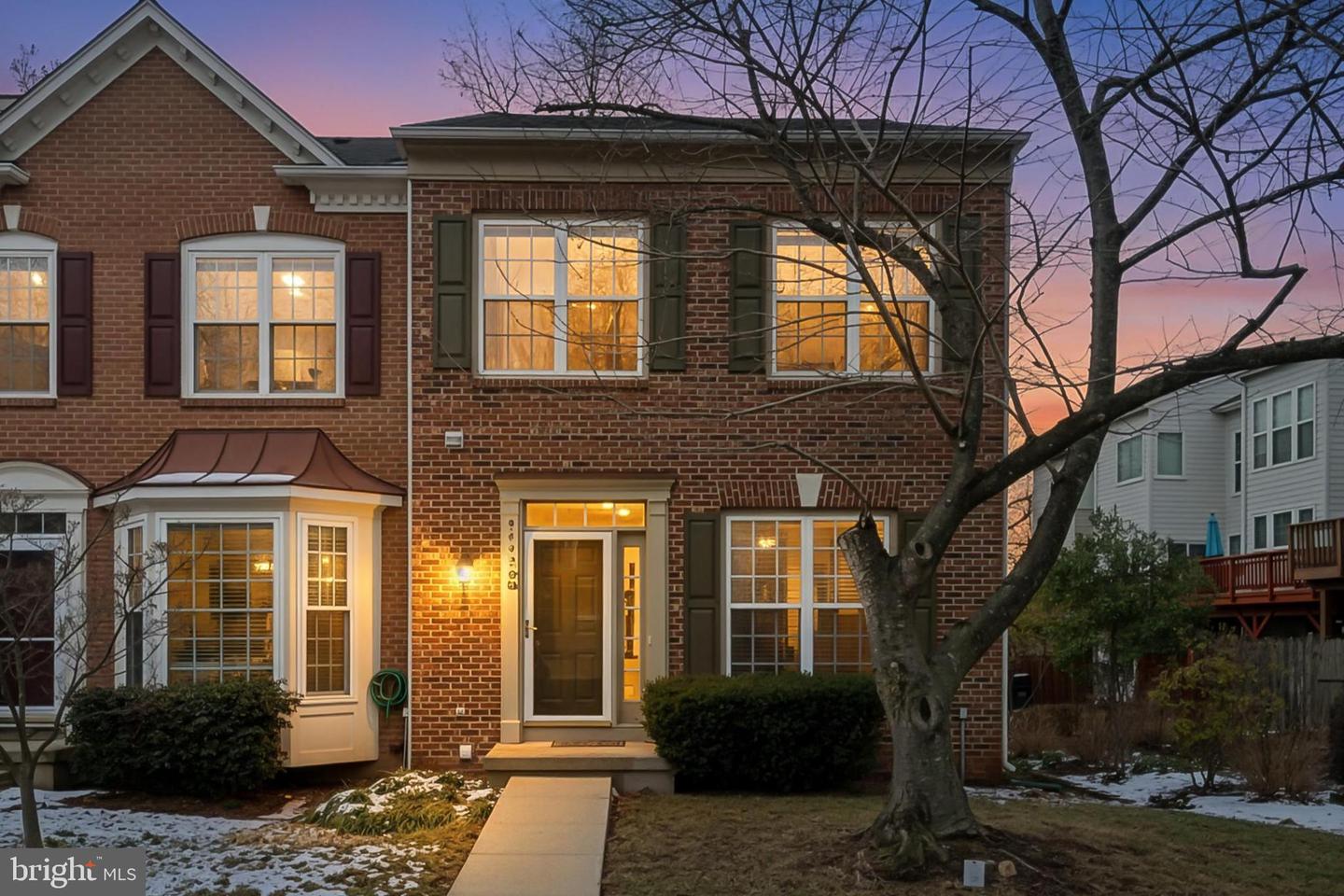 5432 Summer Leaf Lane, Alexandria