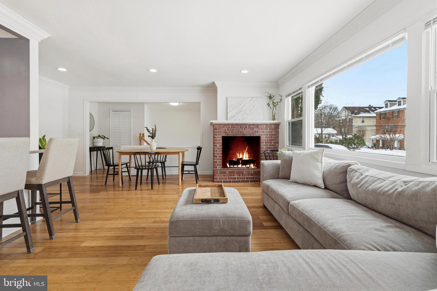 2914 Douglas Street, Alexandria