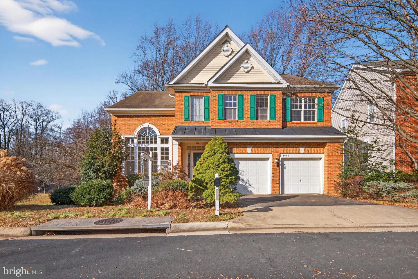 4734 Feature Oak Way, Fairfax
