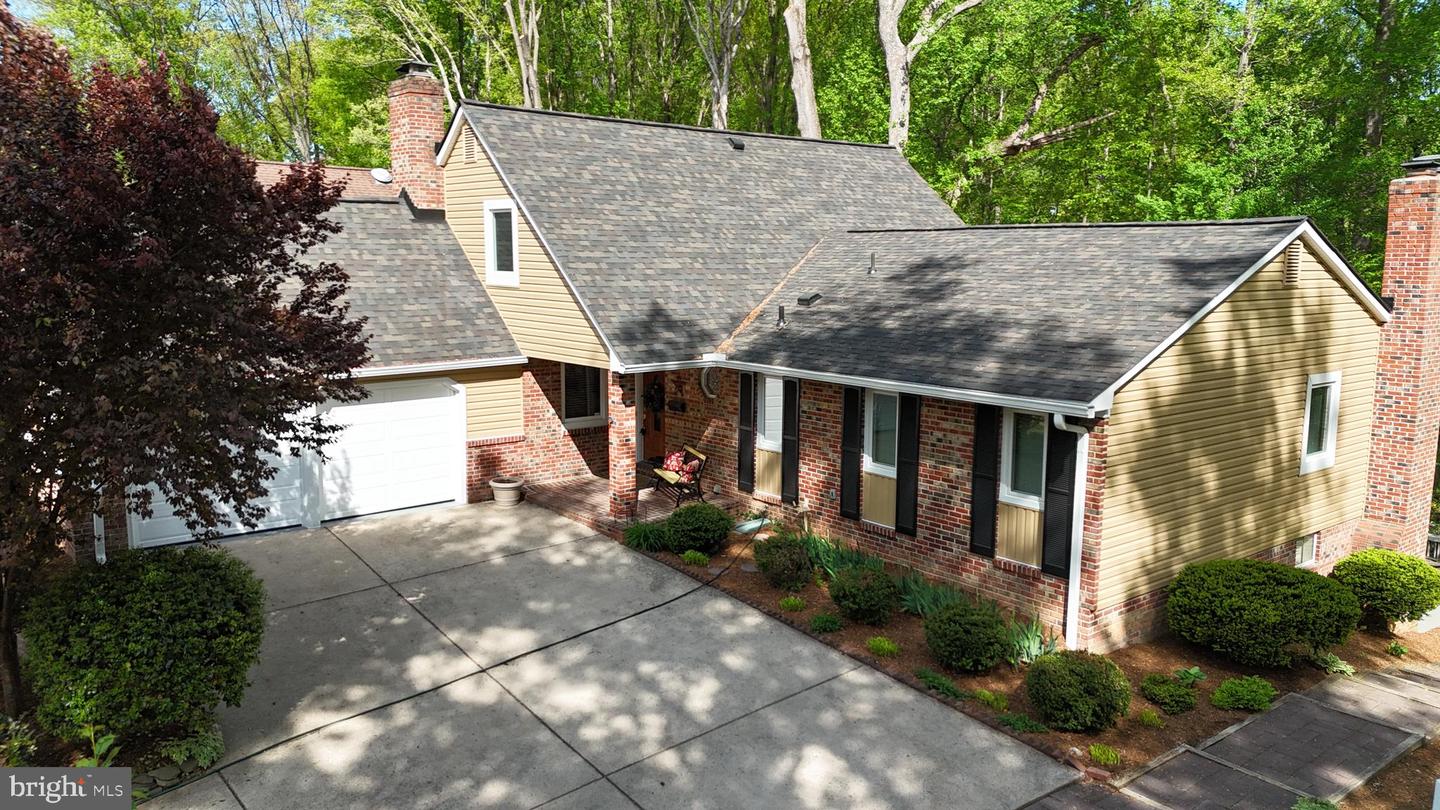 6104 Harmon Place, Springfield