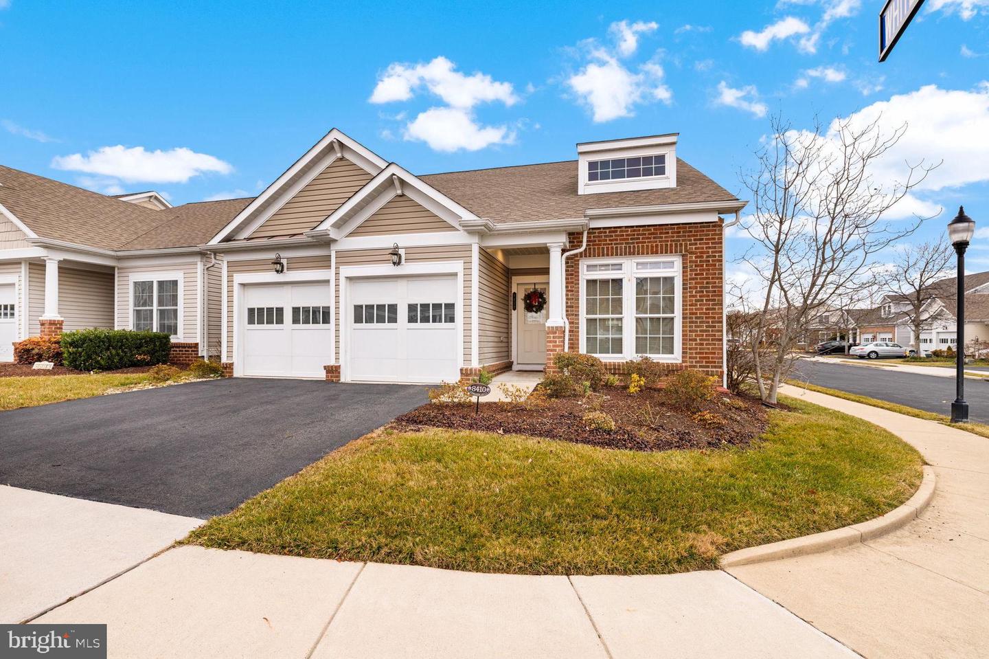 8410 Stargazer Lily Court, Lorton