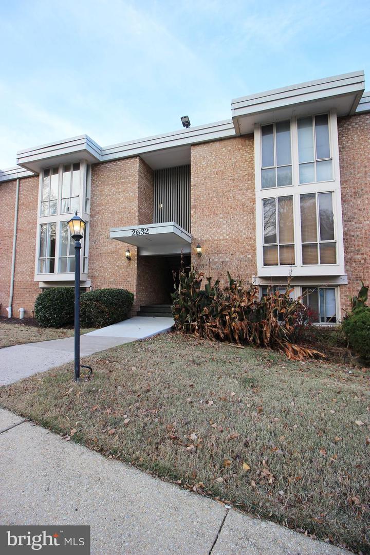 2632 Wagon Drive #1c, Alexandria
