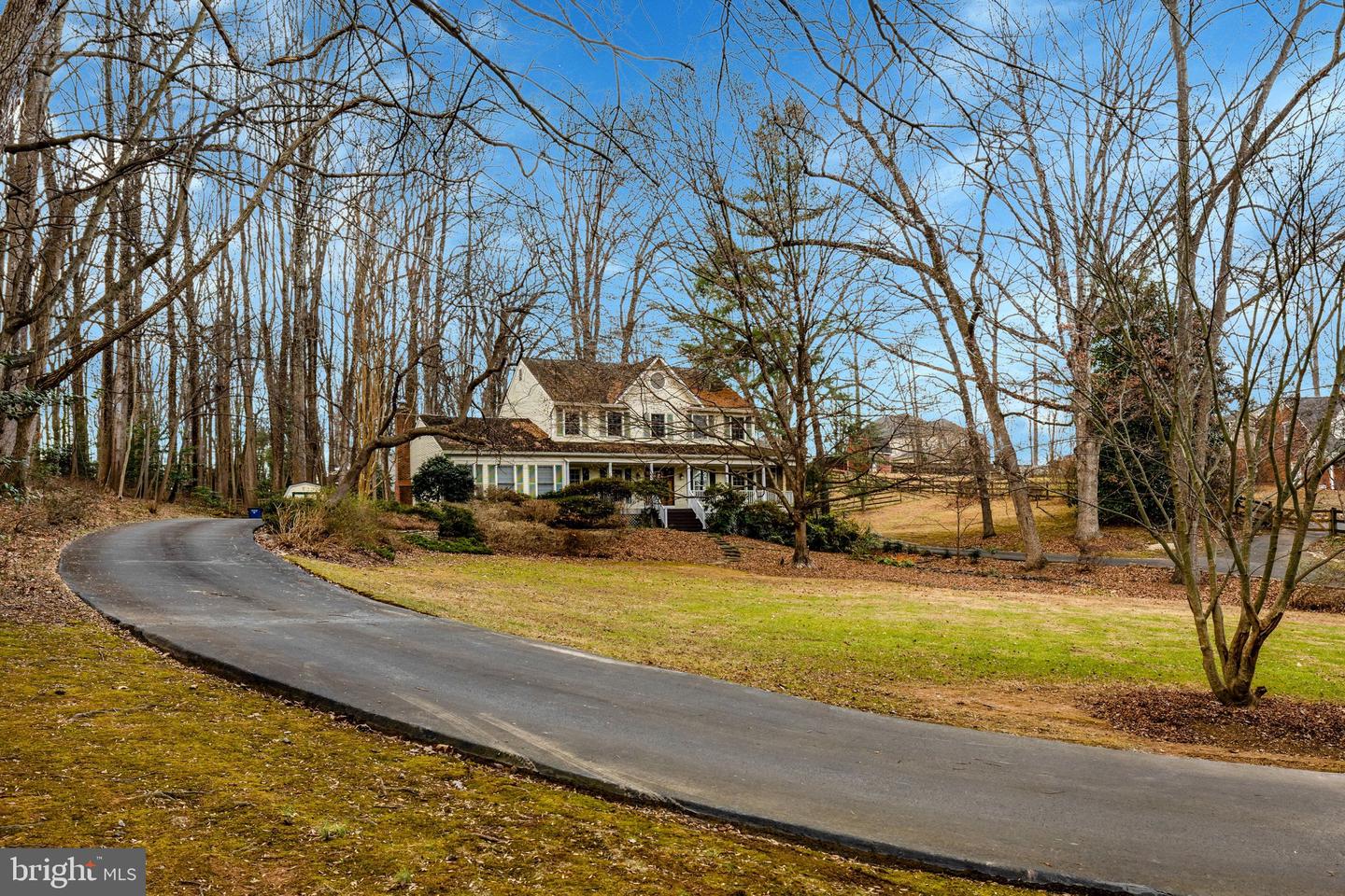 11273 Waples Mill Road, Oakton