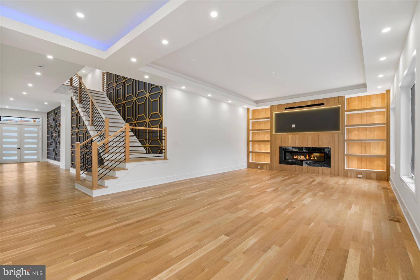 1832 Pimmit Drive
