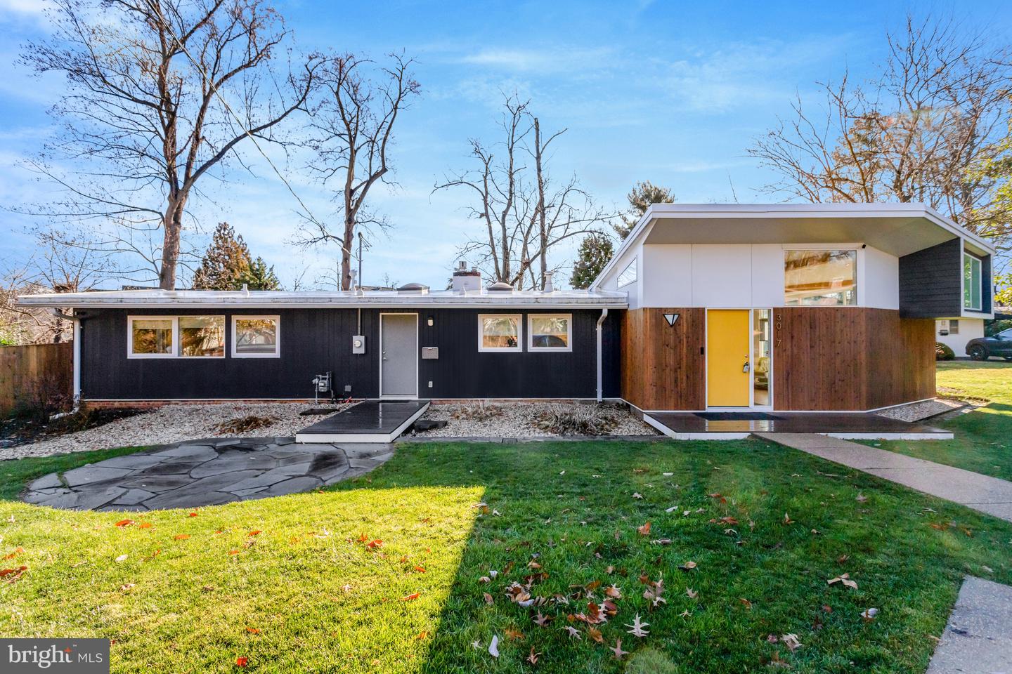 3017 Pine Spring Road, Falls Church