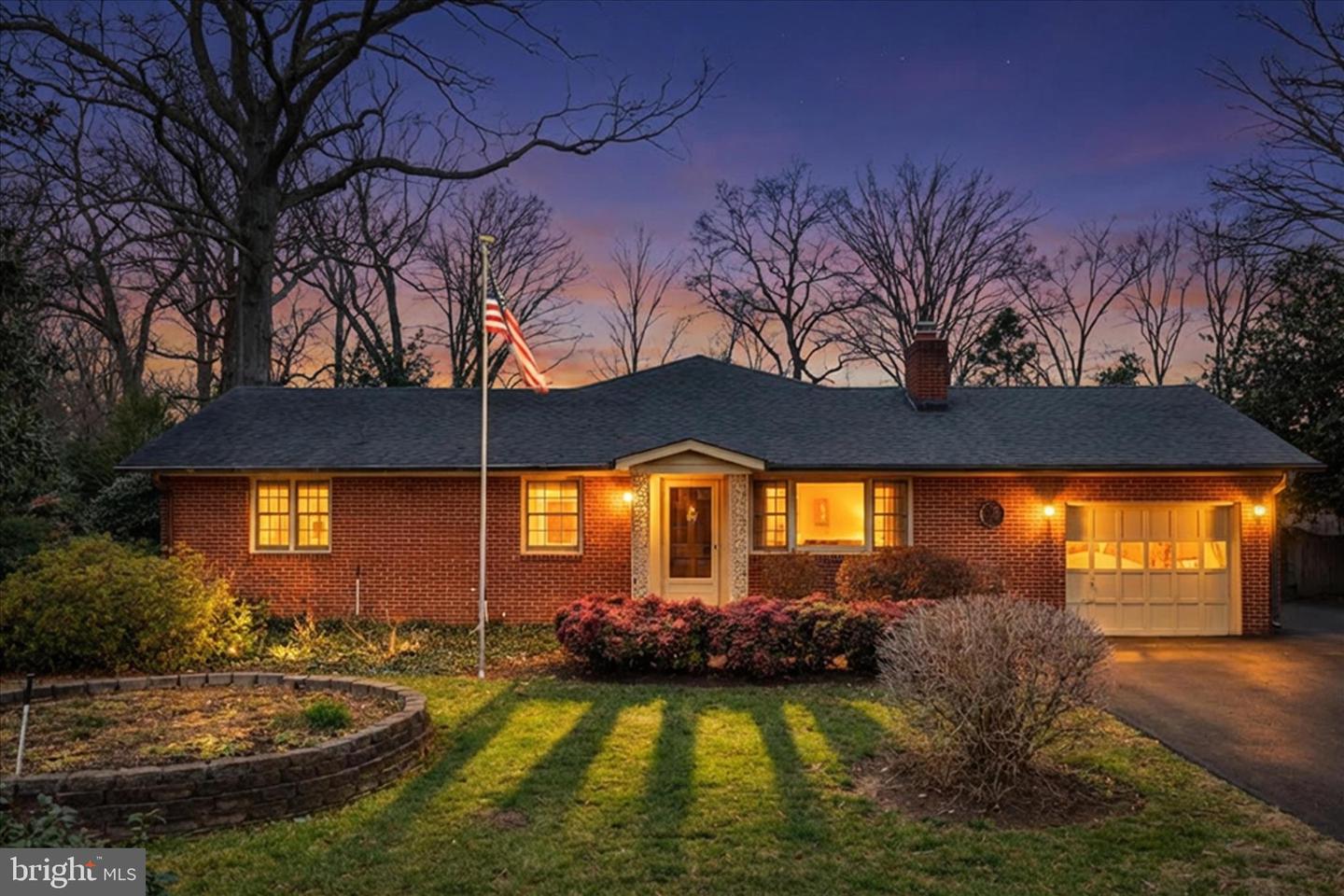 8712 Lea Lane, Alexandria