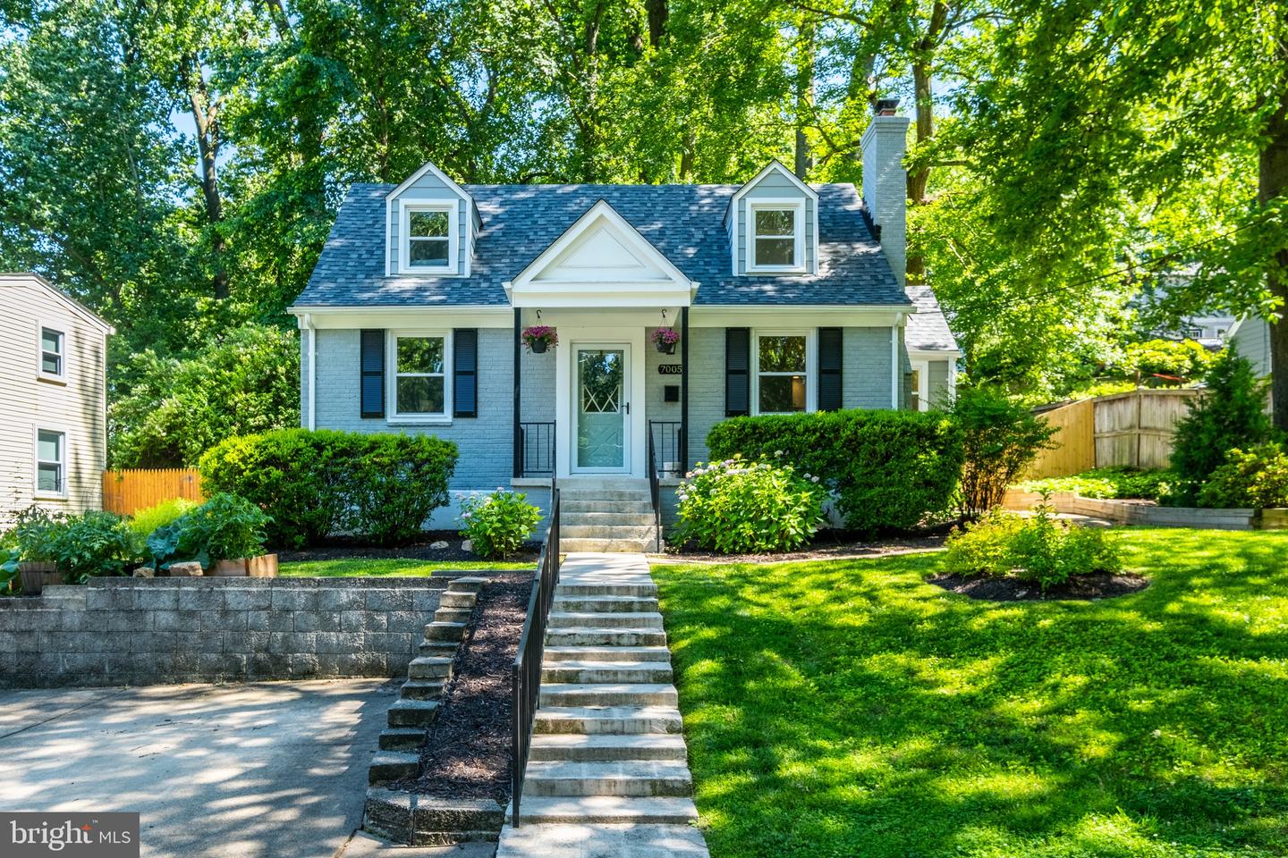 7005 Jefferson Avenue, Falls Church