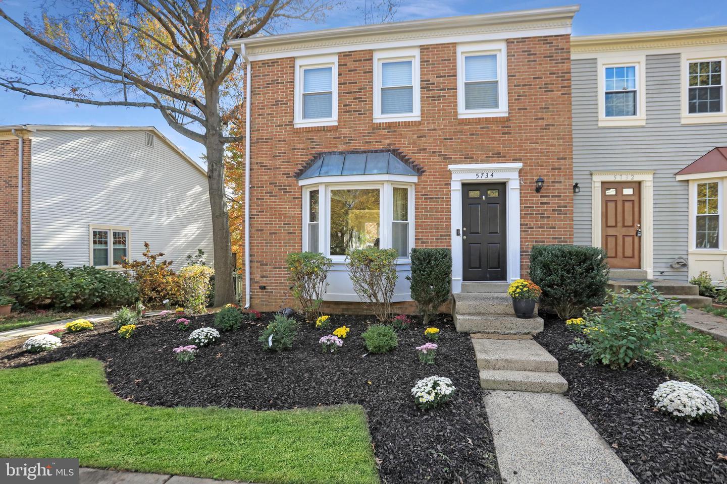 5734 Edgewater Oak Court, Burke