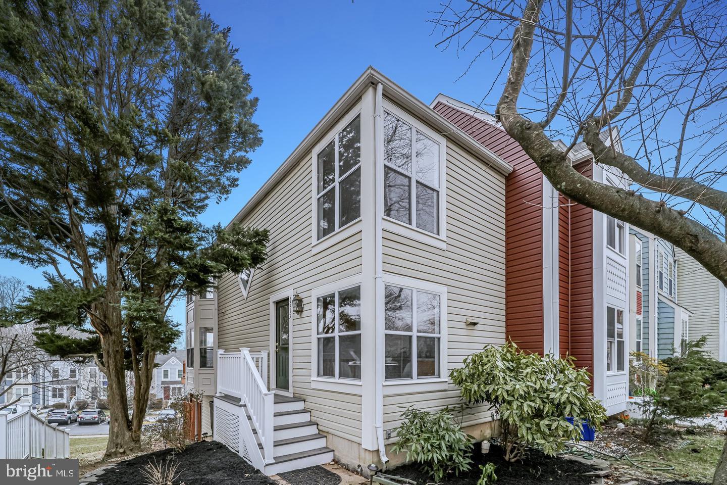 5913 Sir Cambridge Way, Alexandria