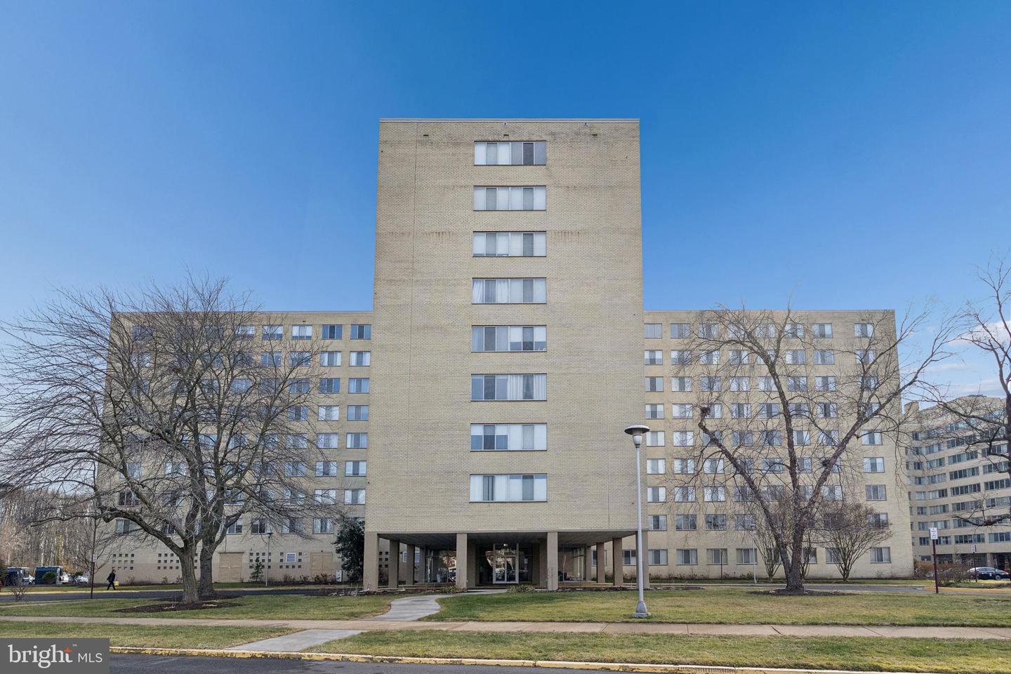 6621 Wakefield Drive #713, Alexandria