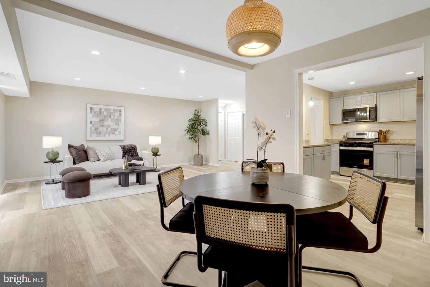 7800 Dassett Court #204, Annandale