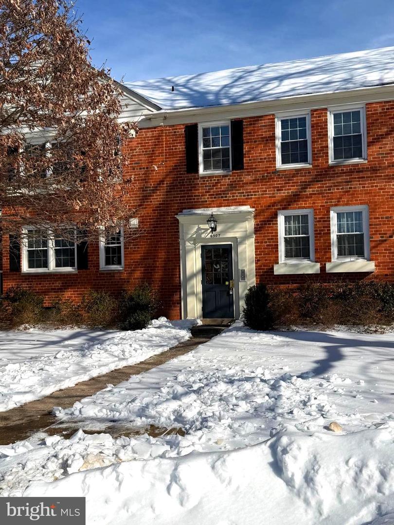 6507 10th Street #b2, Alexandria