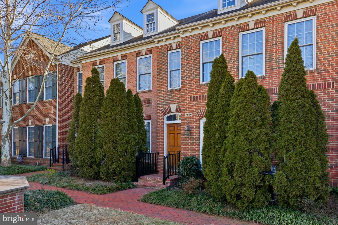 7996 Reserve Way, Vienna