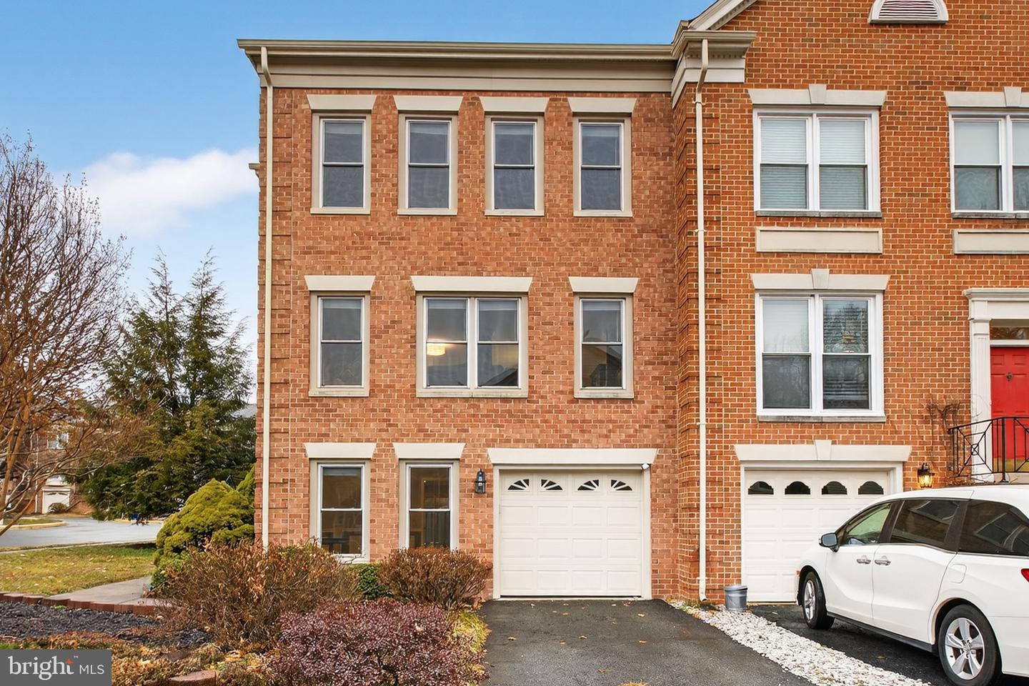 14348 Winding Woods Court, Centreville