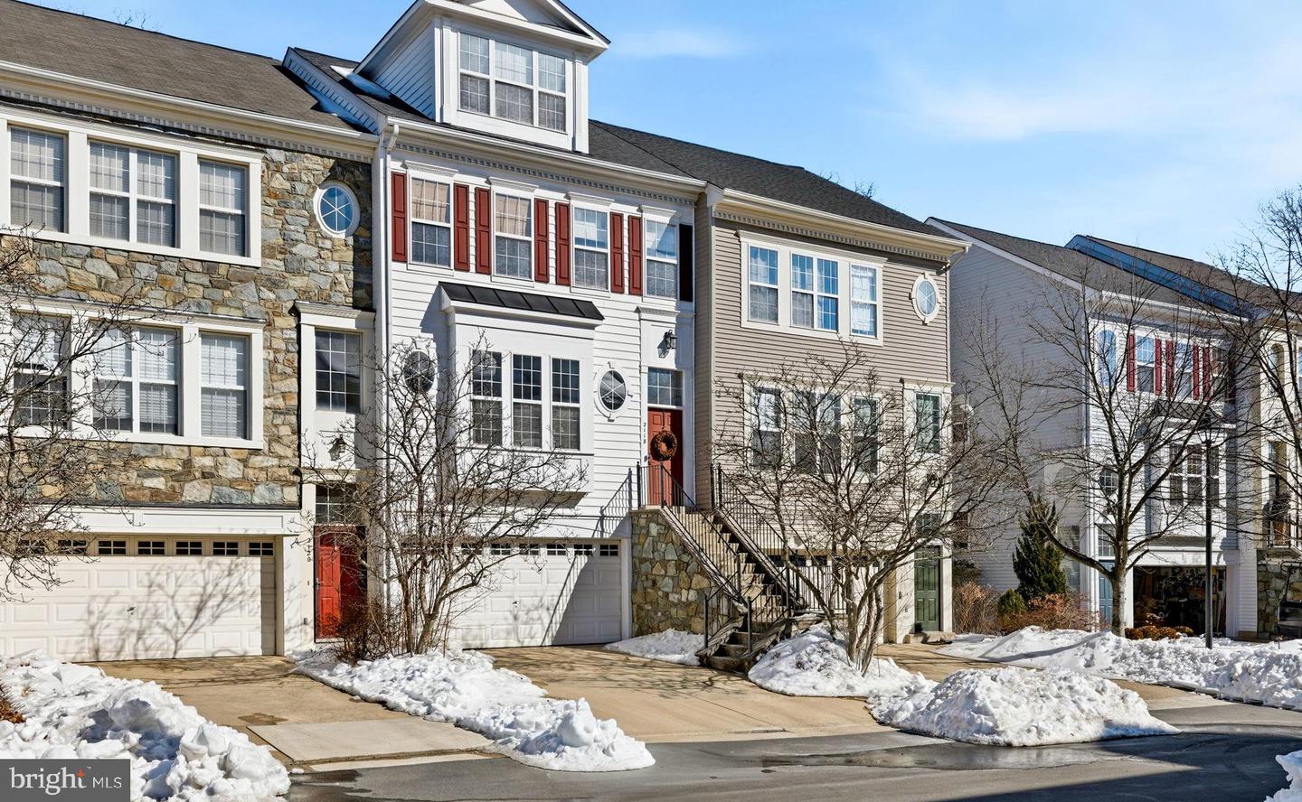 2118 Capstone Circle, Herndon