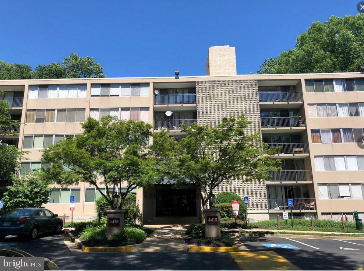 4415 Briarwood Court N #42, Annandale