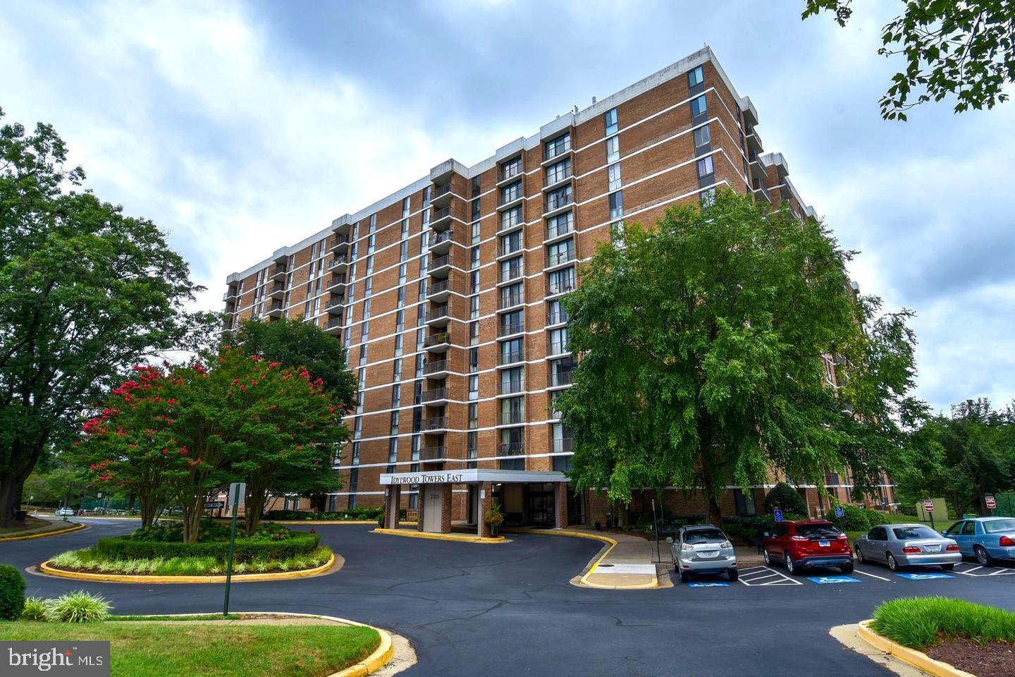 2311 Pimmit Drive #105, Falls Church