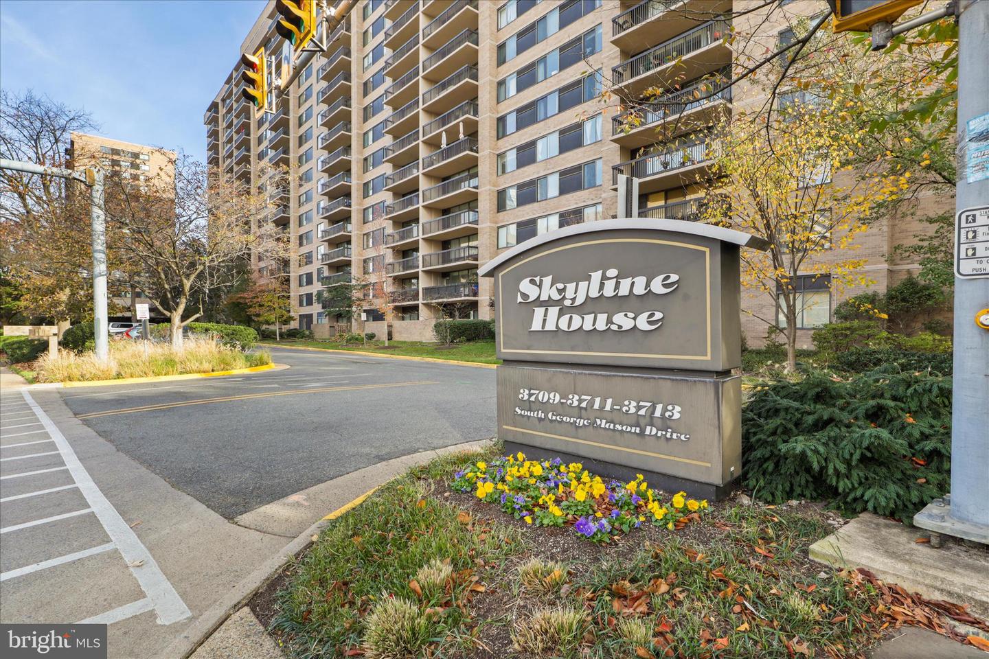 3713 S George Mason Drive #1605w, Falls Church
