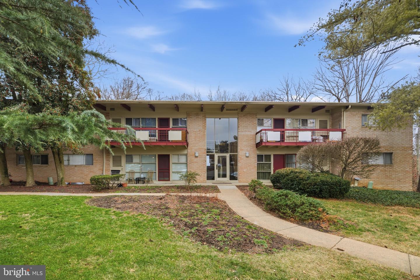 4227 Americana Drive #103 E, Annandale