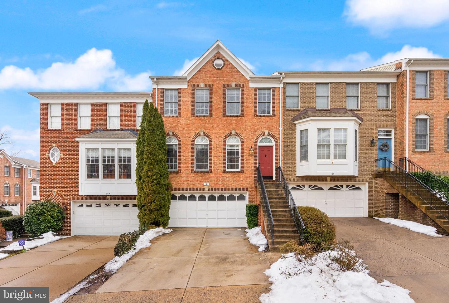 105 Shepherdson Lane NE, Vienna