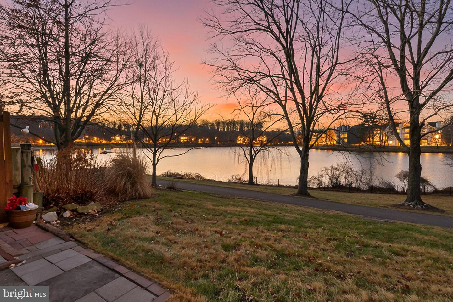2938 Bridgehampton Court, Falls Church