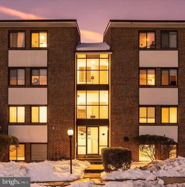 1427 Northgate Square #27/22b, Reston