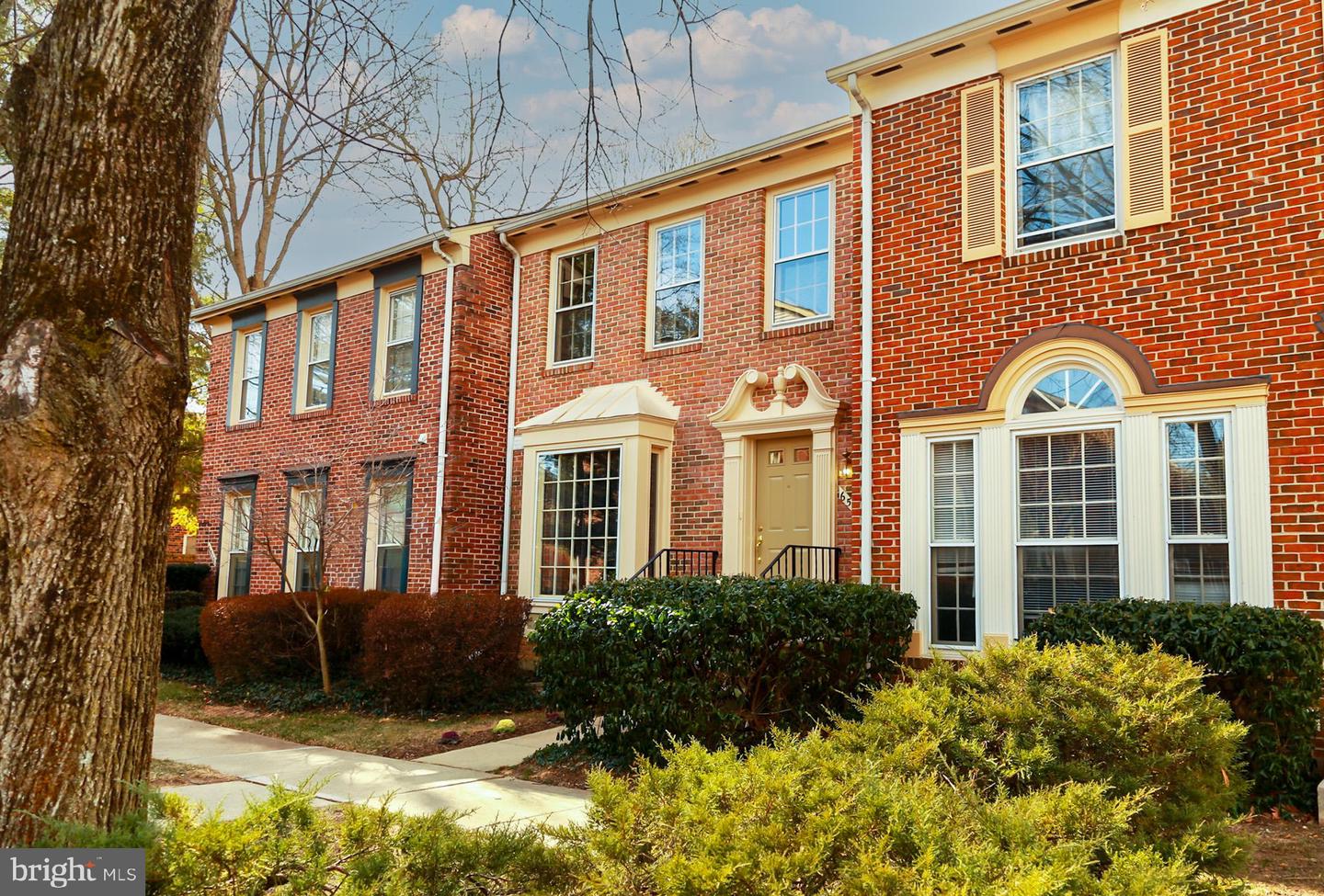 6508 Westmore Court, Springfield