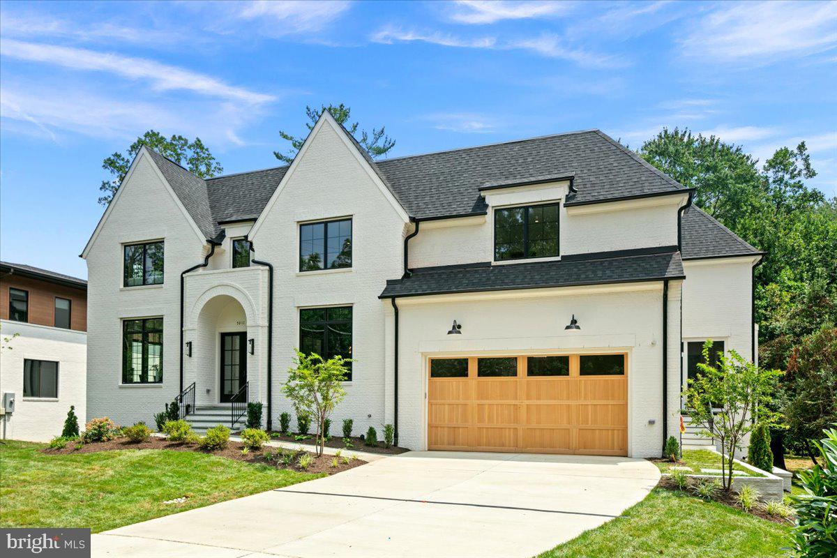 7011 Elizabeth Drive, Mclean
