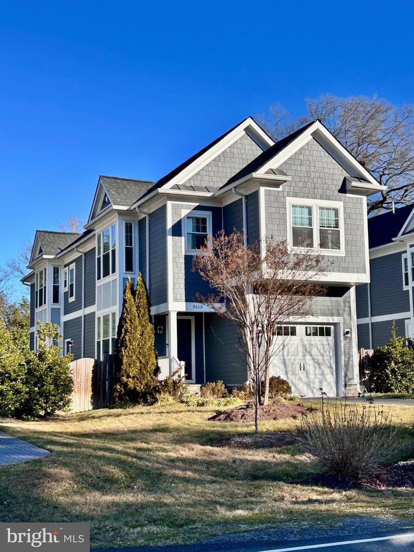 8113 Wellington Road, Alexandria