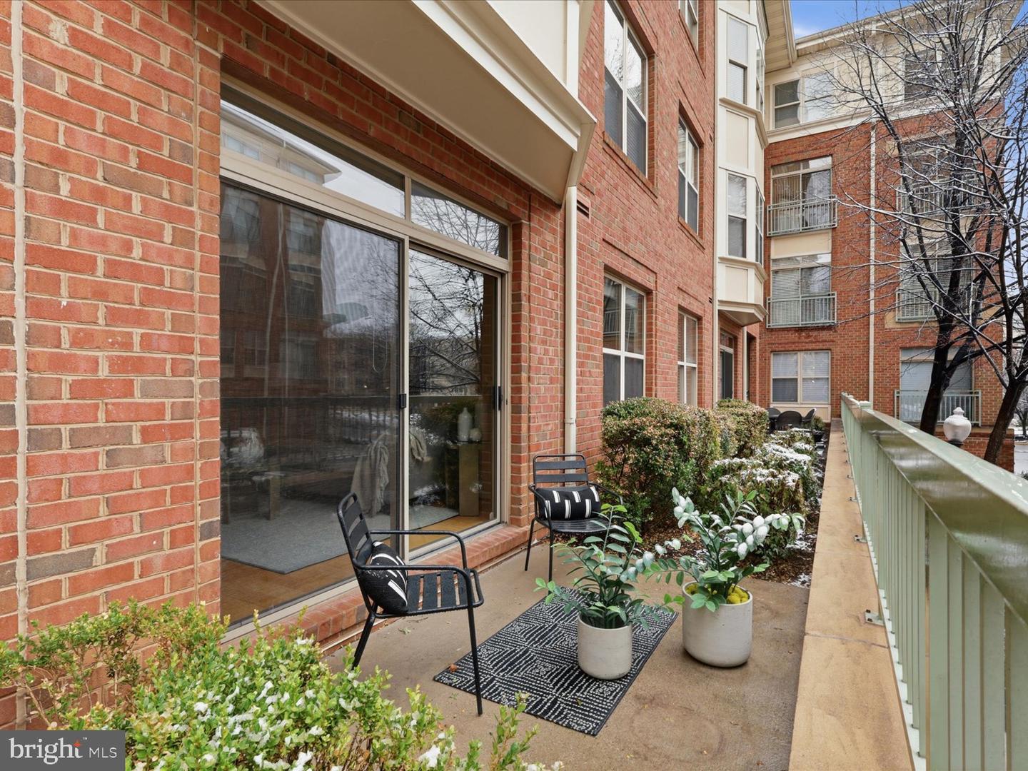1851 Stratford Park Place #115, Reston