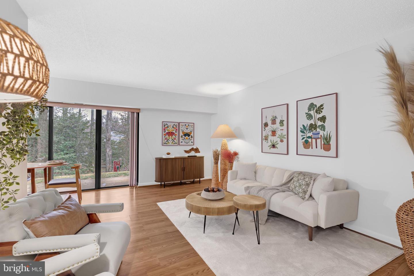 11637 Stoneview Square #2b, Reston