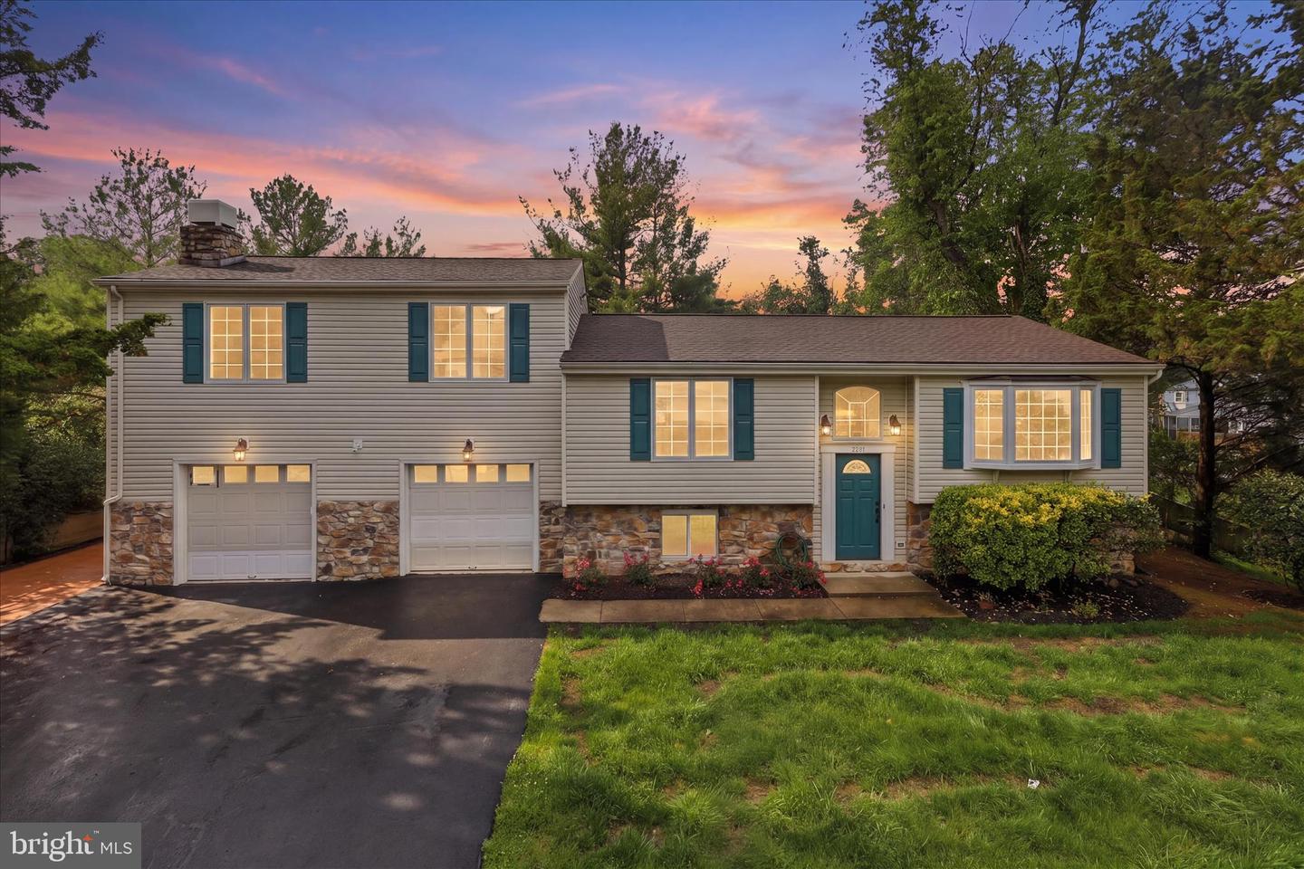 12821 Pinecrest Road
