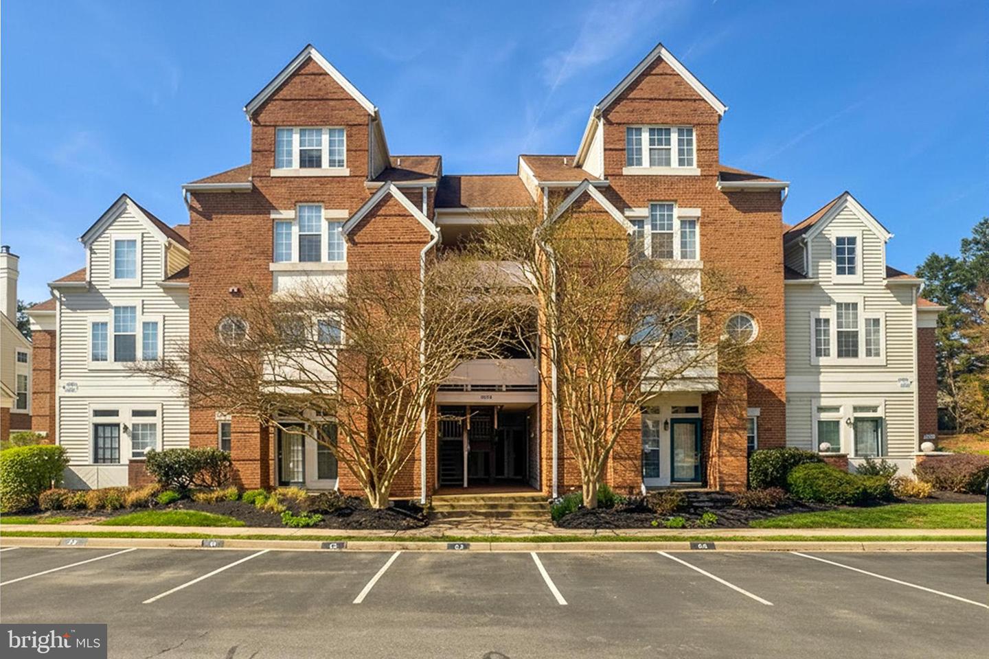 6984 Ellingham Circle #64, Alexandria