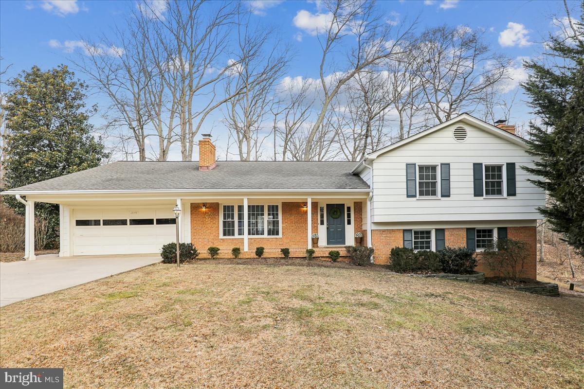 12145 Stirrup Road, Reston