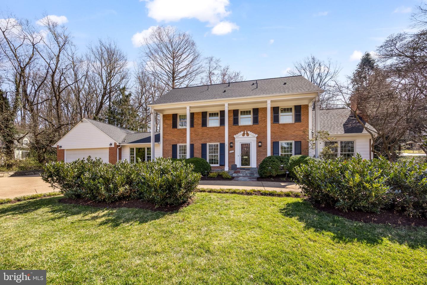 6547 Mapledale Court, Falls Church