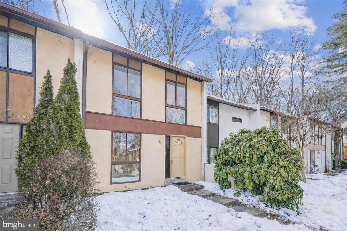 2315 Emerald Heights Court, Reston