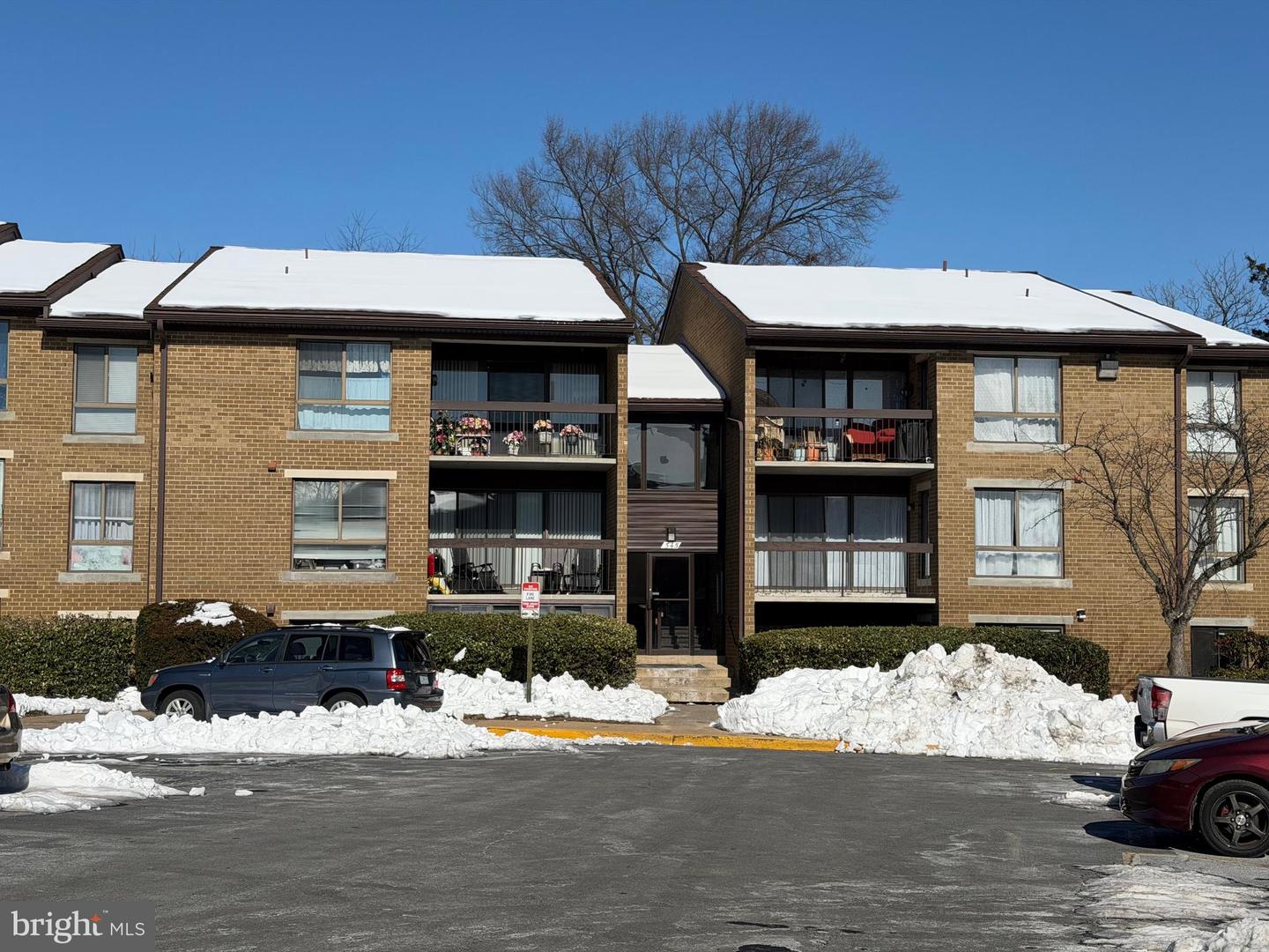 545 Florida Avenue #203, Herndon