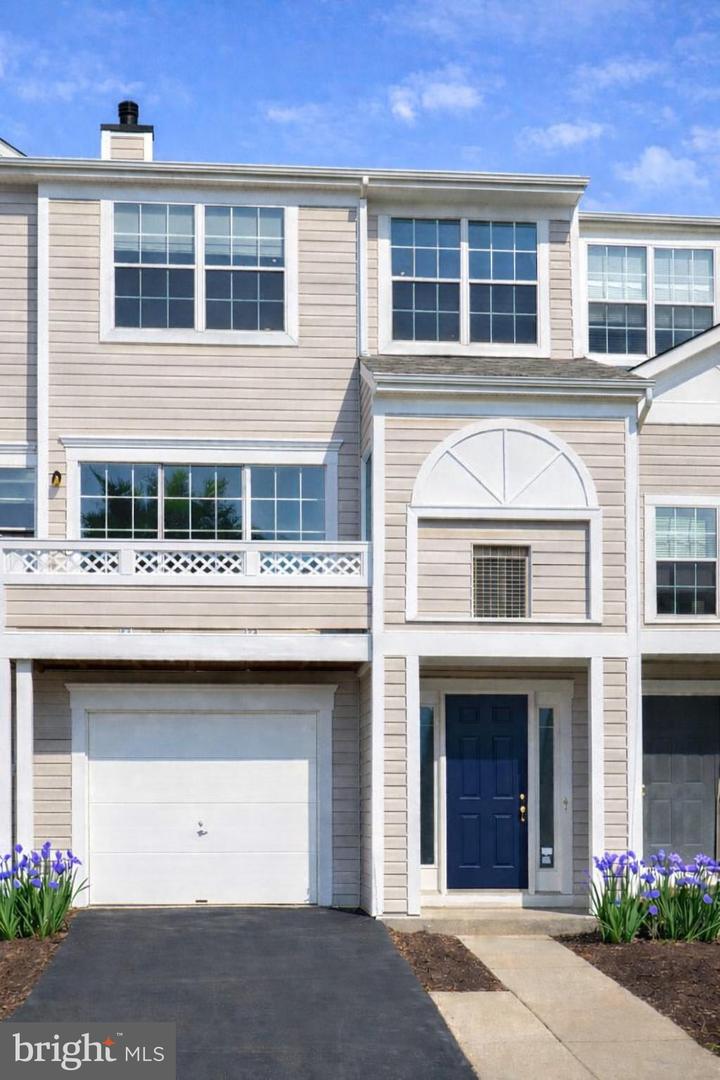 5111 Wyndham Rose Cove, Centreville